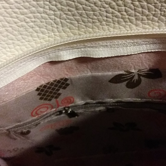 Purse - Picture 7 of 8